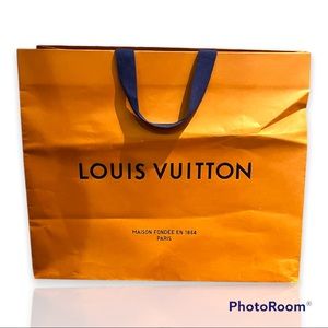 Louis Vuitton paper bag